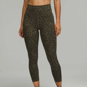 LuluLemon Base Pace High-Rise Tight Soft Leggings Green/Olive Multi Camo Size 12